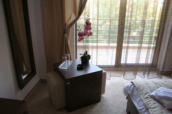 Yesterday Hotel 3*
