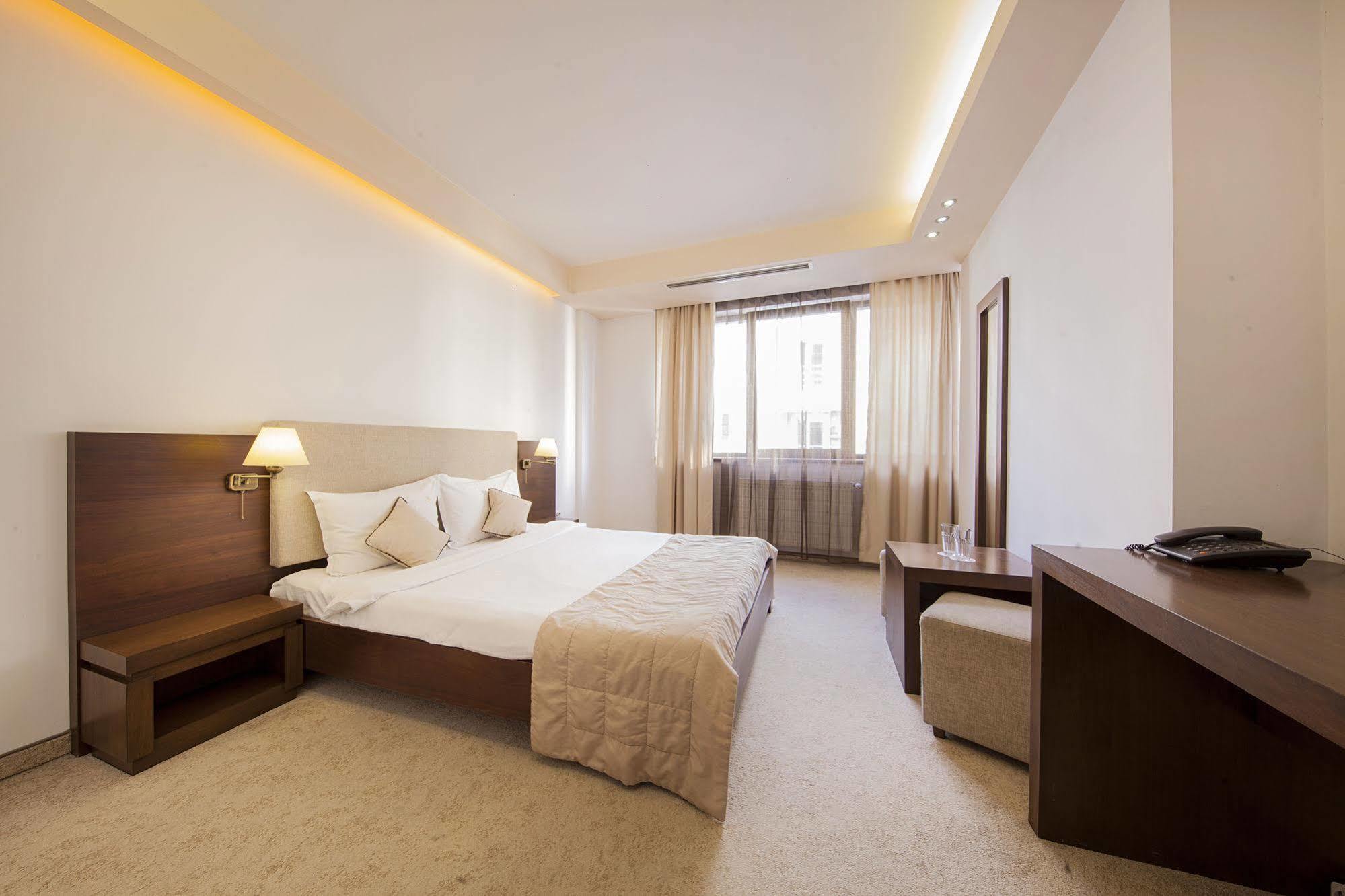 Yesterday Hotel Bukarest